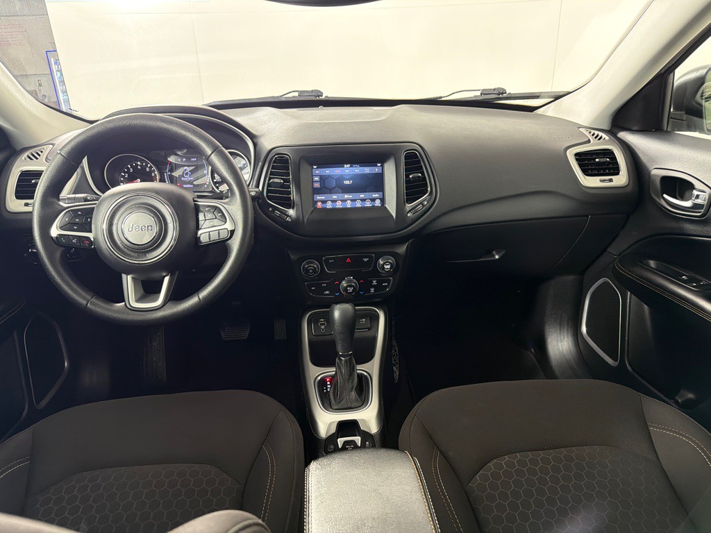 2021 Jeep Compass Image 26