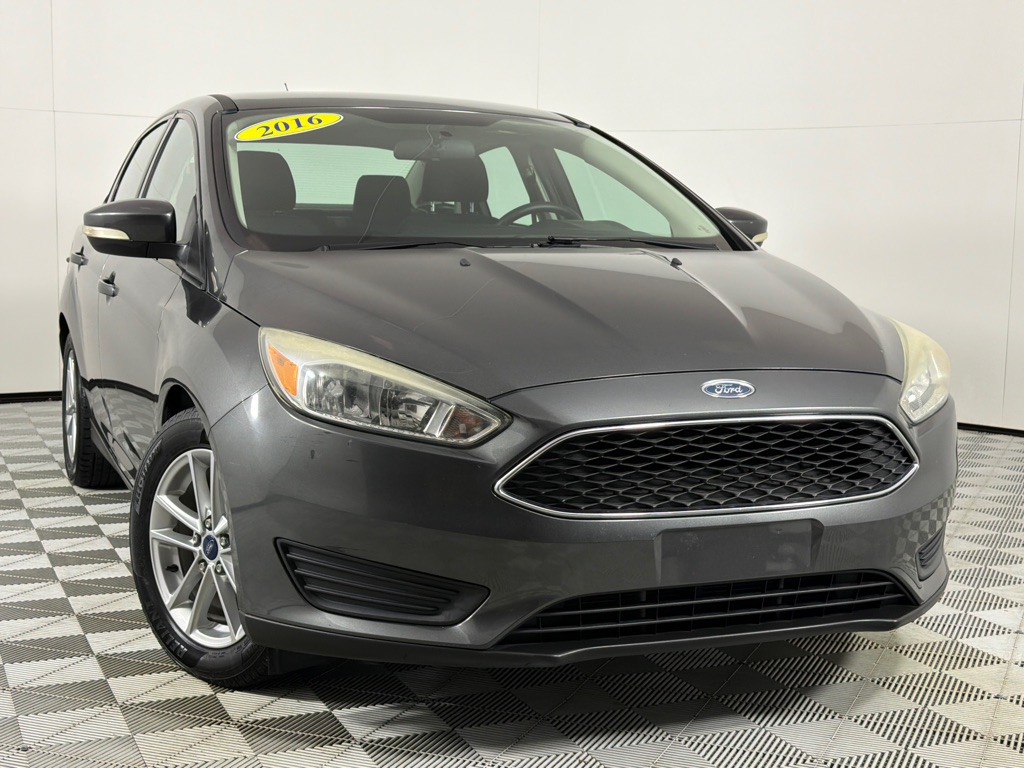 2016 Ford Focus Image 2