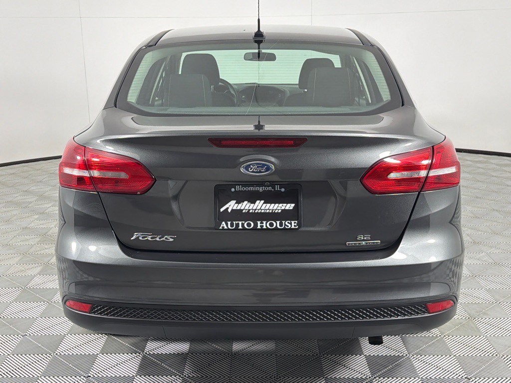 2016 Ford Focus Image 6