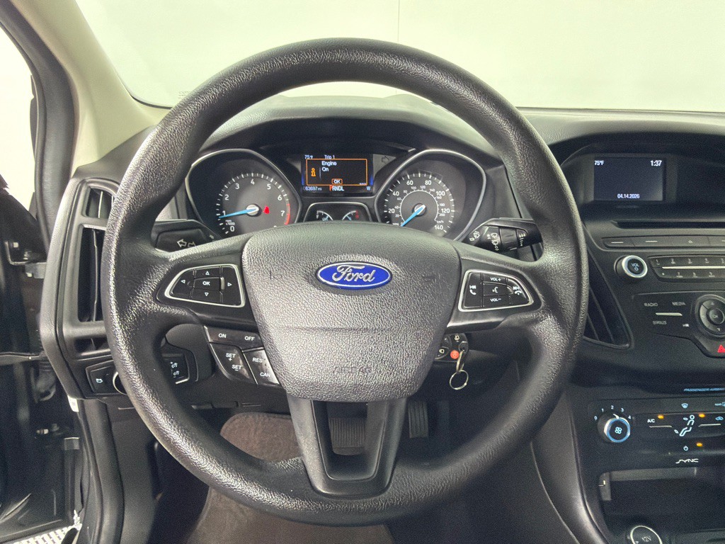 2016 Ford Focus Image 13