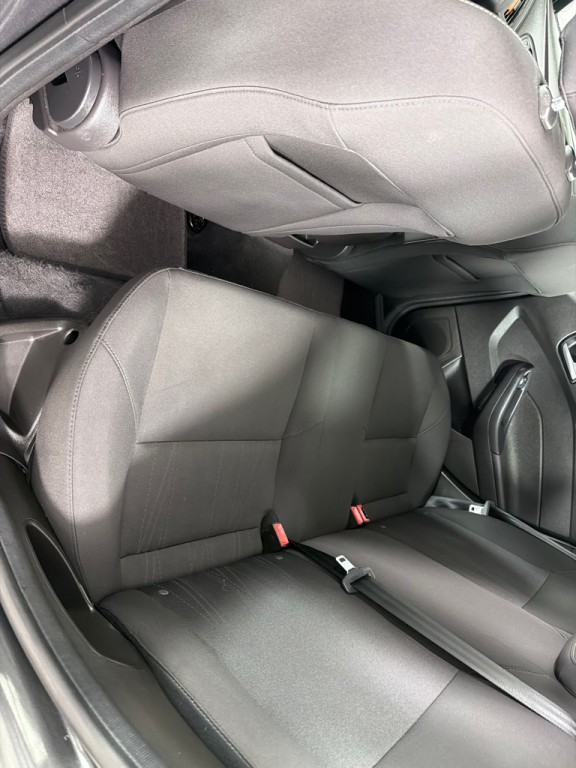 2016 Ford Focus Image 17