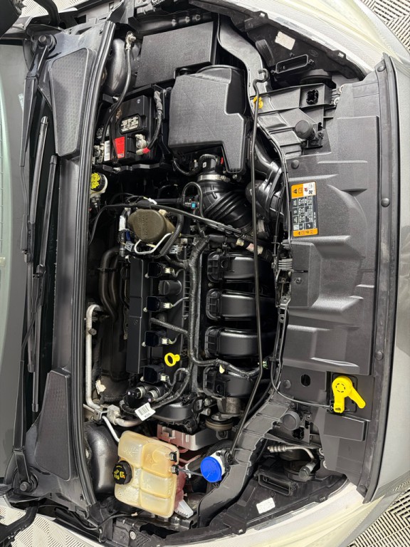 2016 Ford Focus Image 24