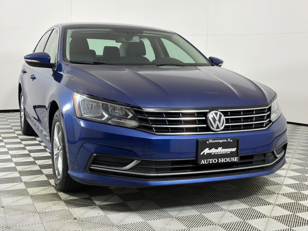 2016 Volkswagen Passat Image 3