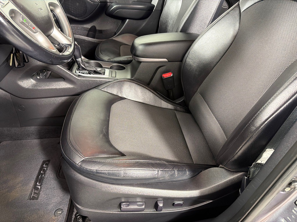 2015 Hyundai Tucson Image 12