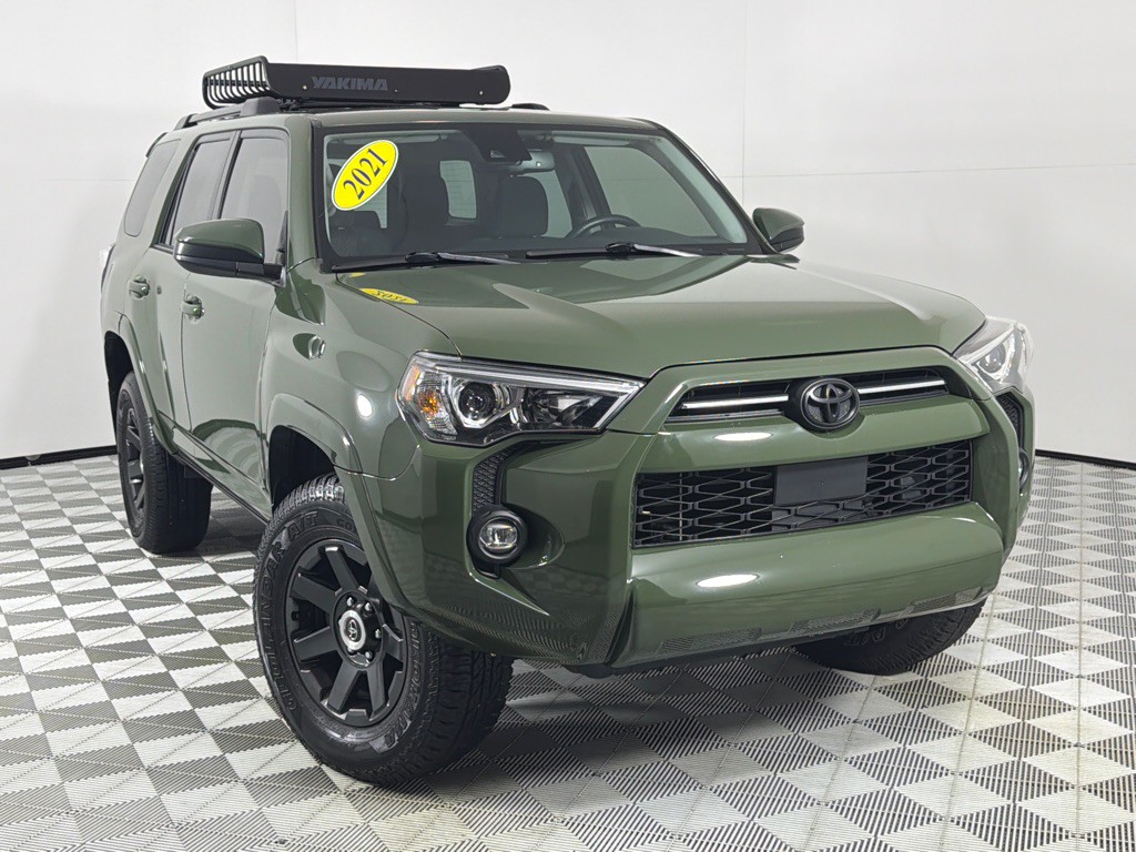 2021 Toyota 4Runner Image 2