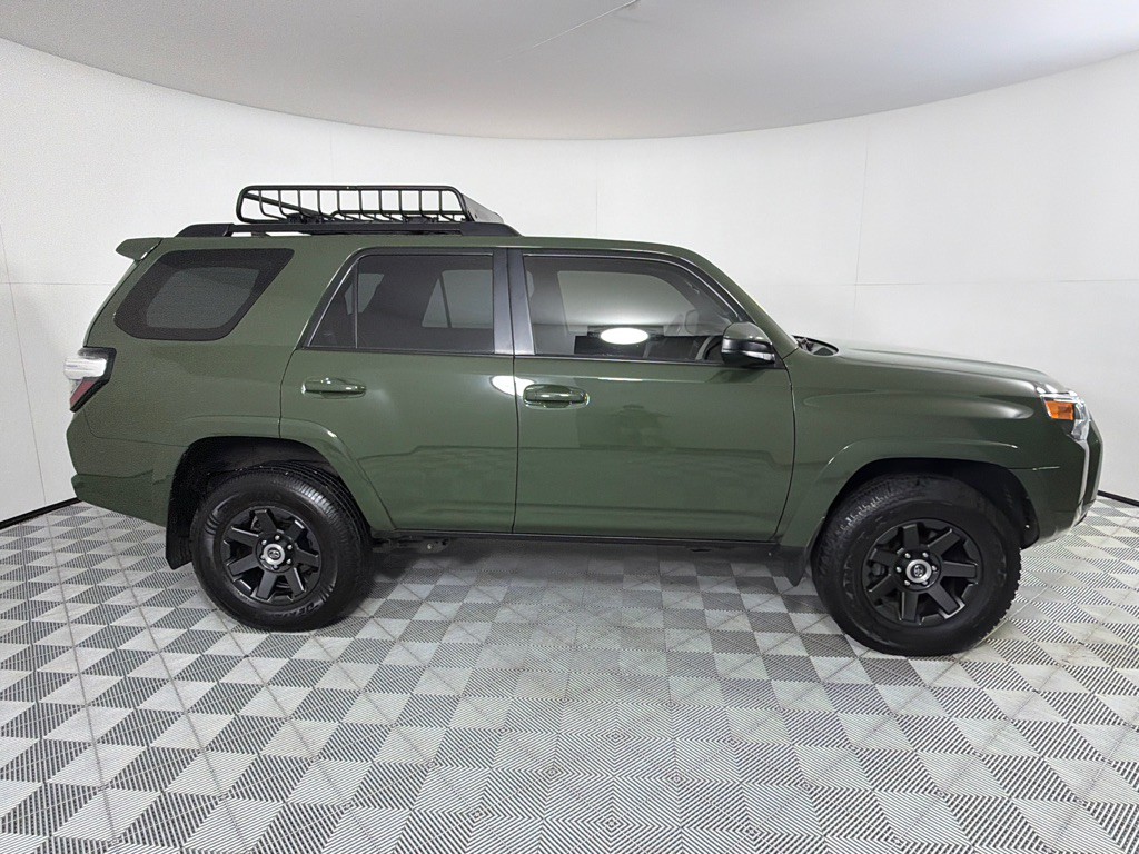 2021 Toyota 4Runner Image 4