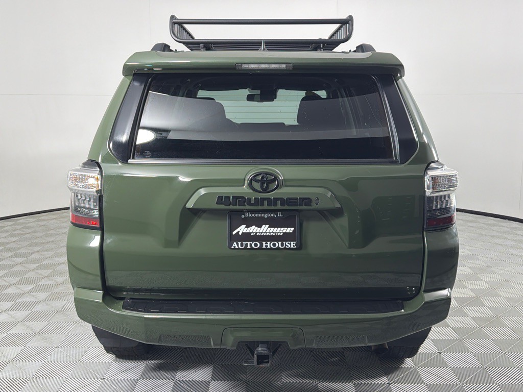 2021 Toyota 4Runner Image 6