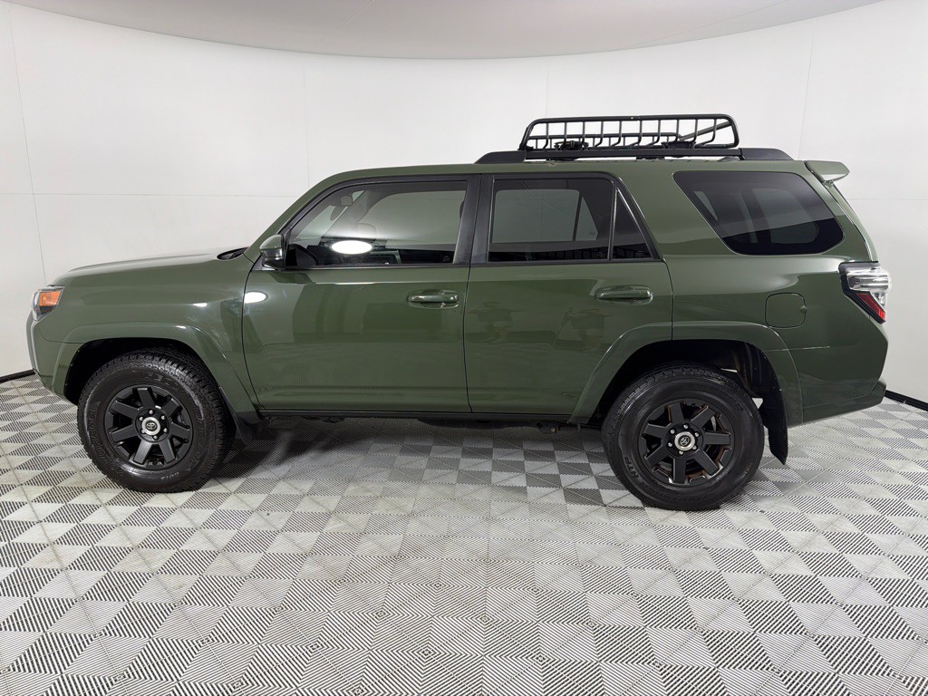 2021 Toyota 4Runner Image 8