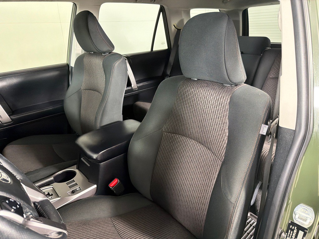 2021 Toyota 4Runner Image 13