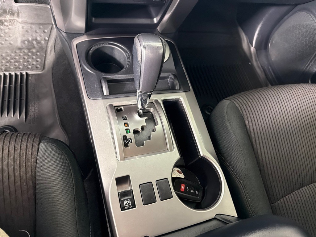 2021 Toyota 4Runner Image 18