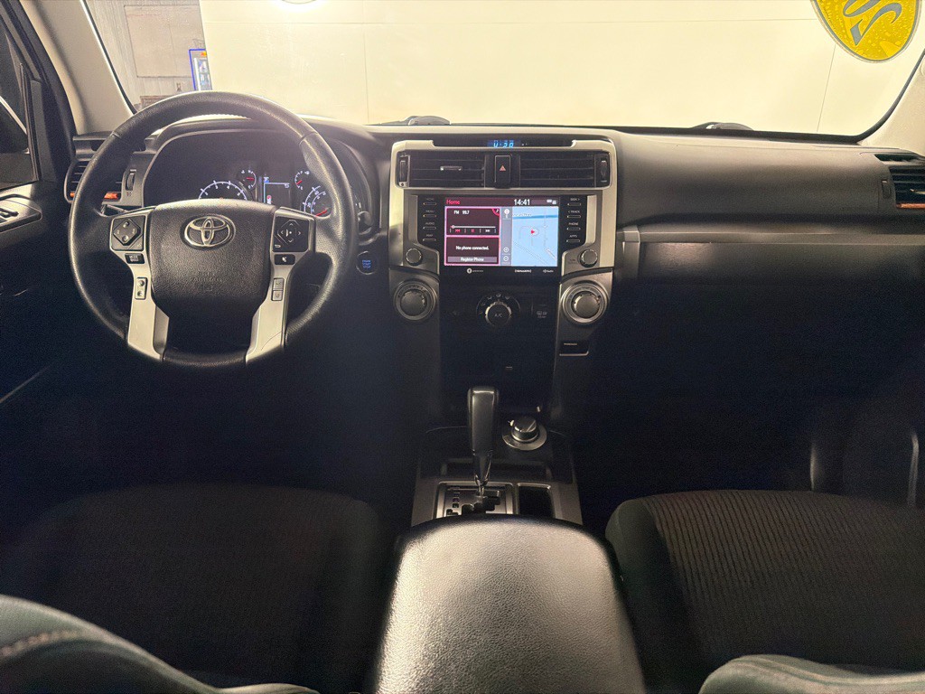 2021 Toyota 4Runner Image 25