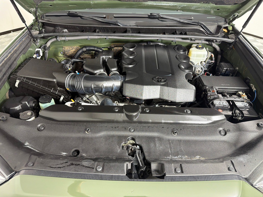 2021 Toyota 4Runner Image 26