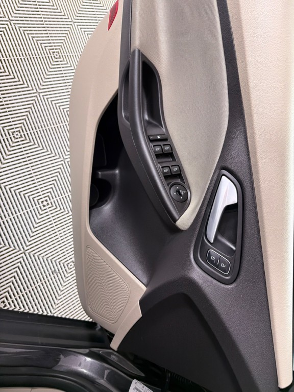 2015 Ford Focus Image 10