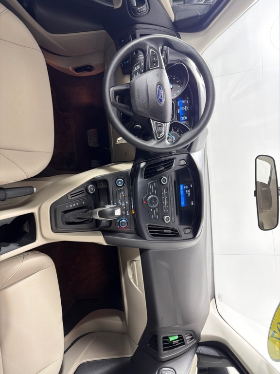 2015 Ford Focus Image 24