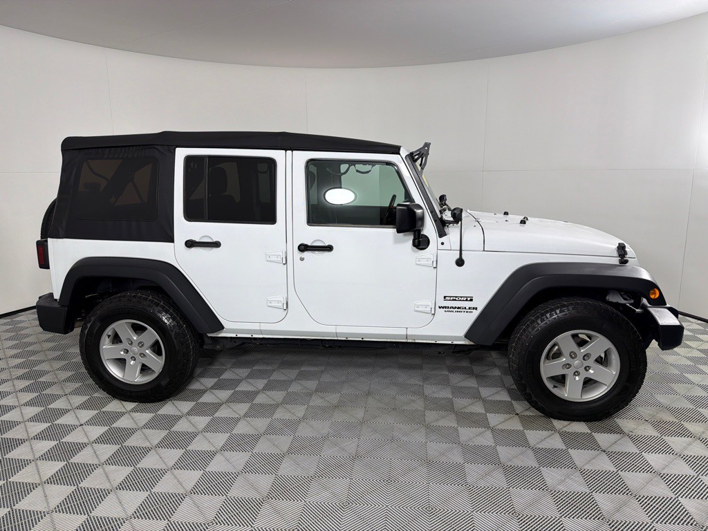2016 Jeep Wrangler Unlimited Image 4