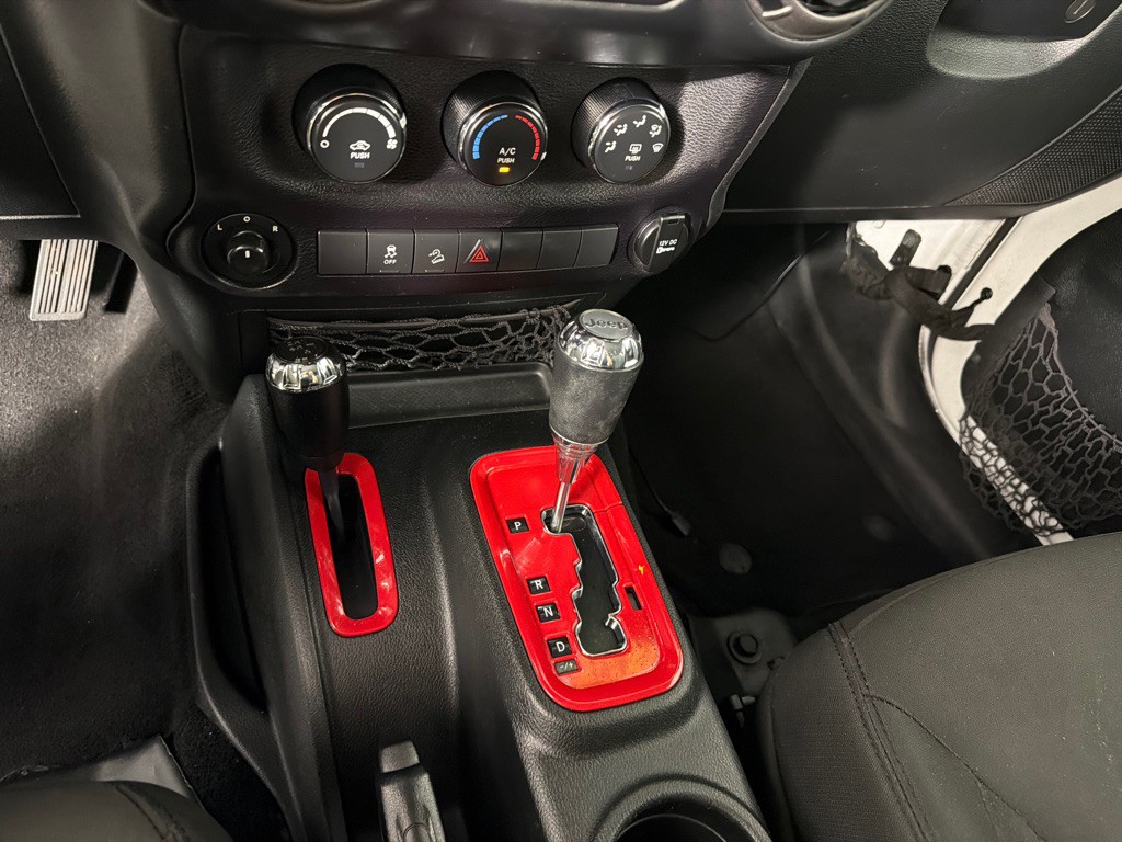 2016 Jeep Wrangler Unlimited Image 17