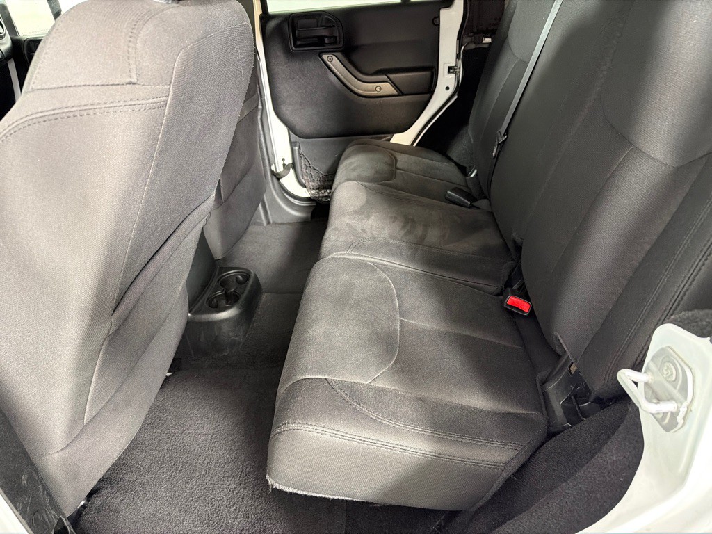 2016 Jeep Wrangler Unlimited Image 18