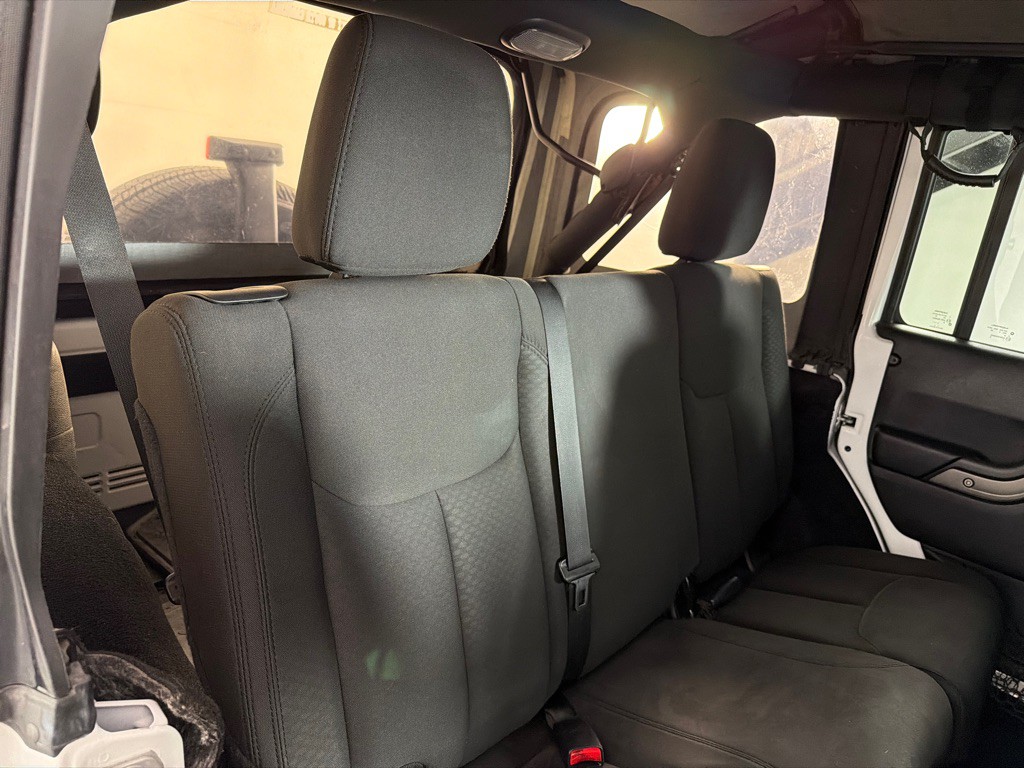 2016 Jeep Wrangler Unlimited Image 22