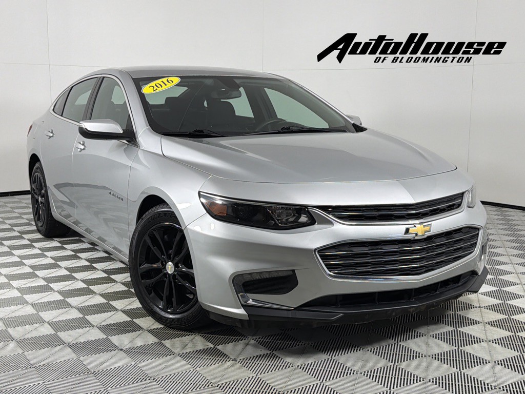2016 Chevrolet Malibu Image 1