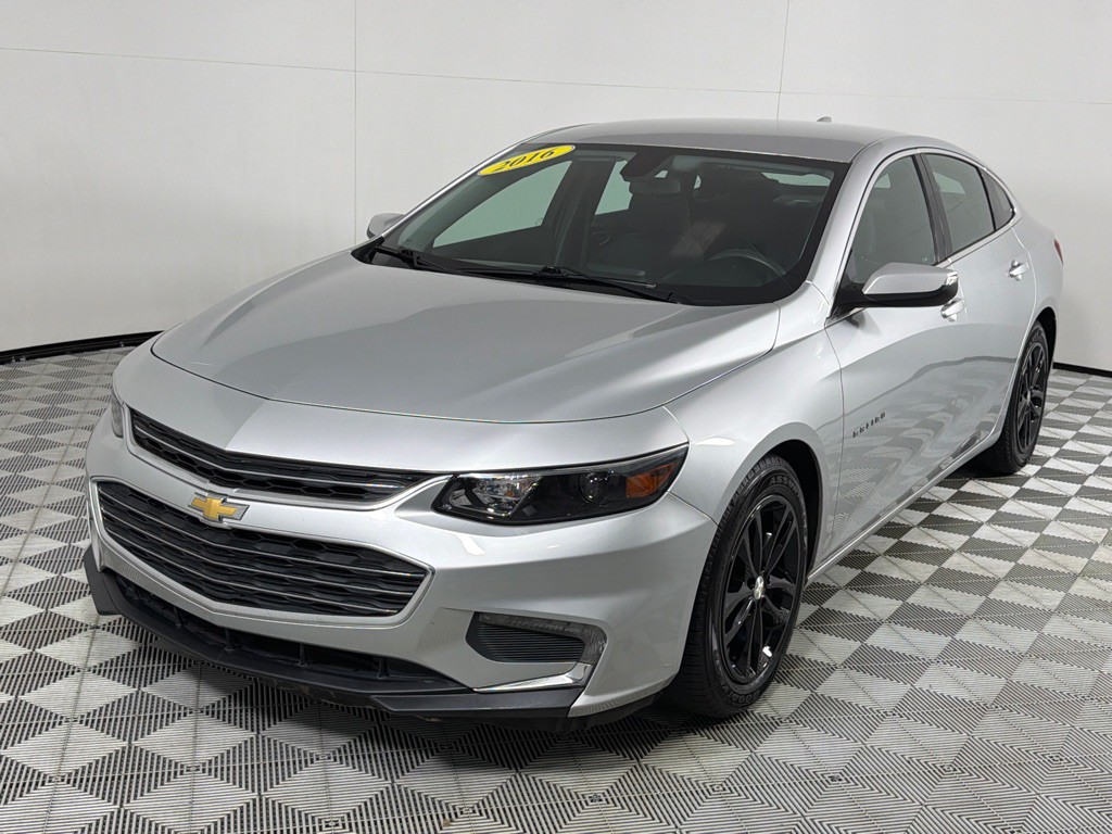 2016 Chevrolet Malibu Image 10