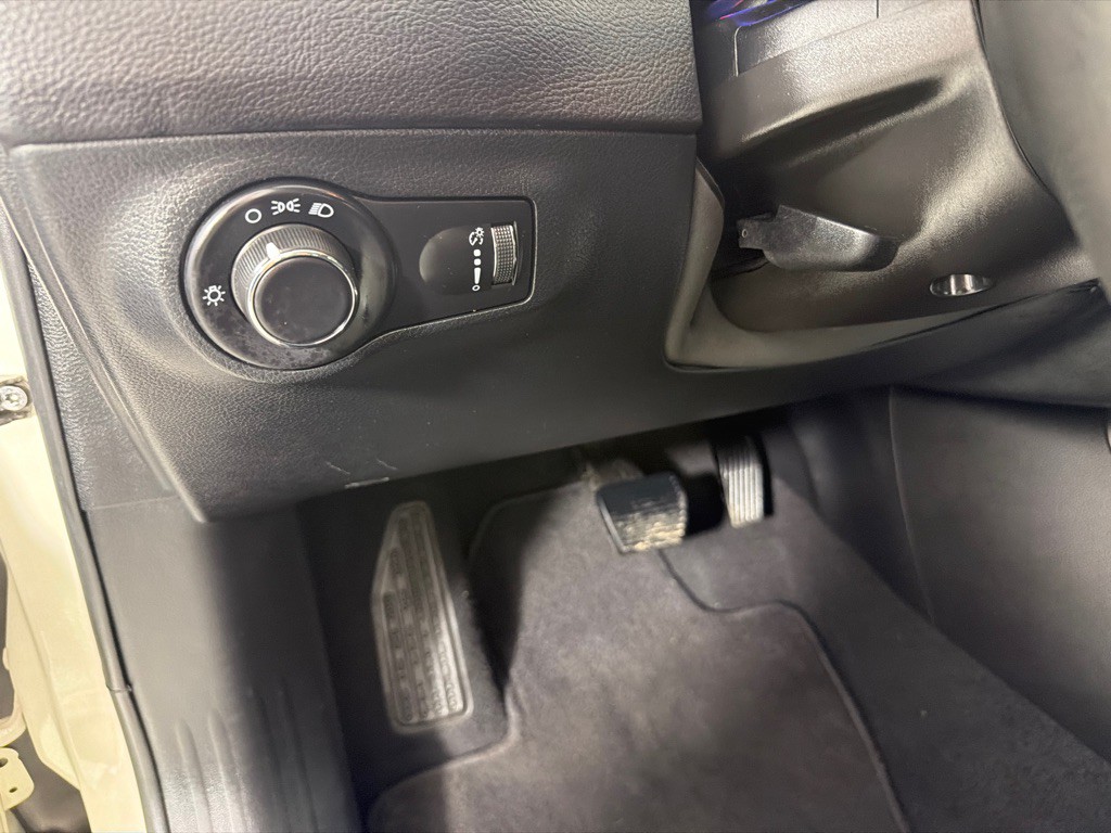 2021 Jeep Compass Image 14