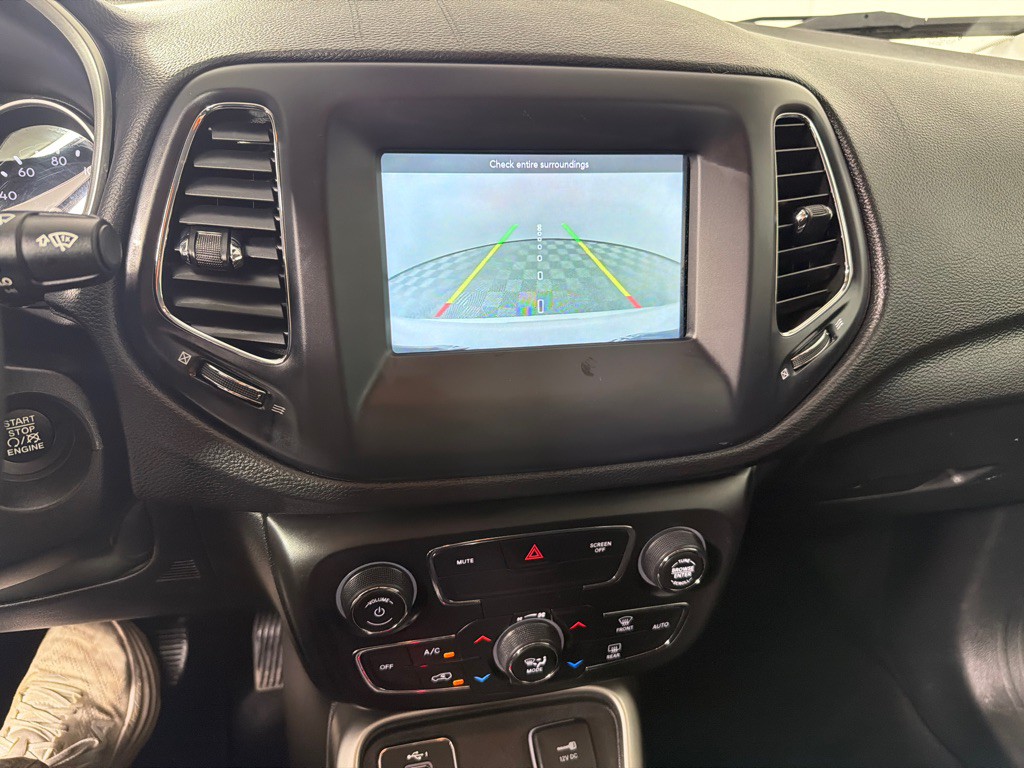 2021 Jeep Compass Image 16