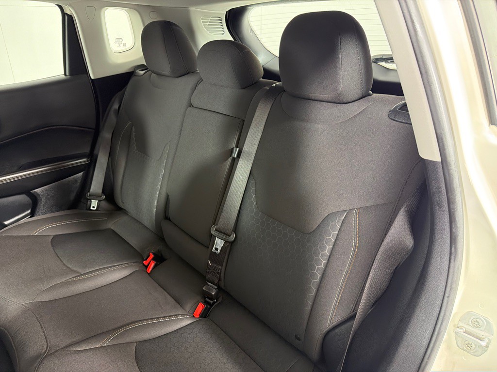 2021 Jeep Compass Image 20