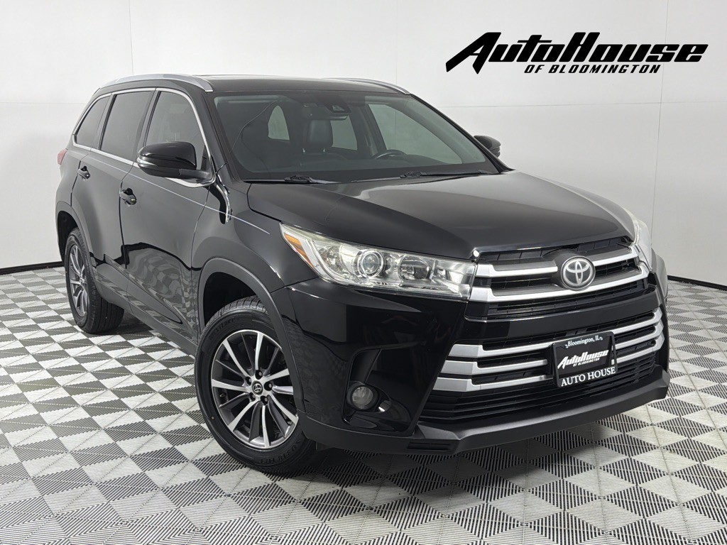 2019 Toyota Highlander Image 1