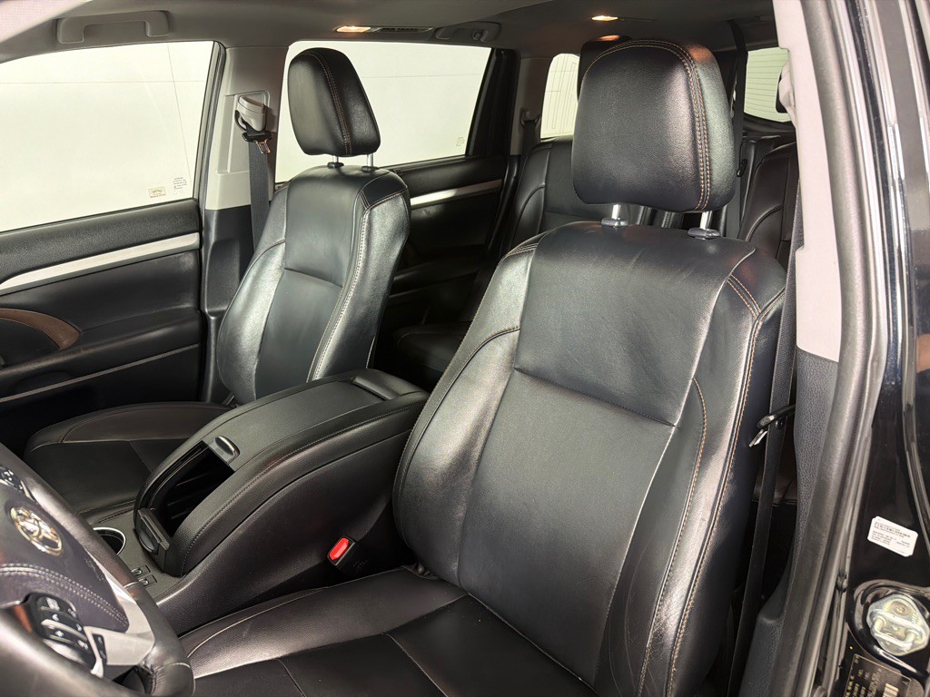 2019 Toyota Highlander Image 13