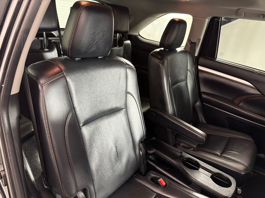 2019 Toyota Highlander Image 25