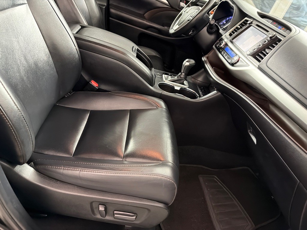 2019 Toyota Highlander Image 26