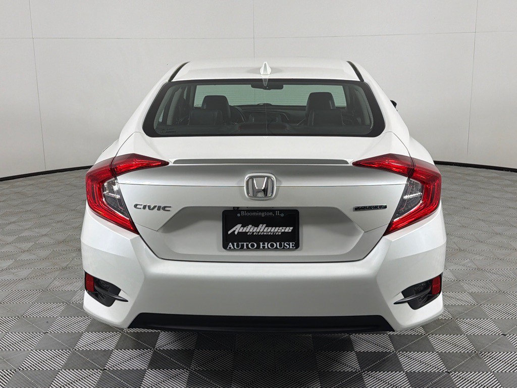2017 Honda Civic Image 6