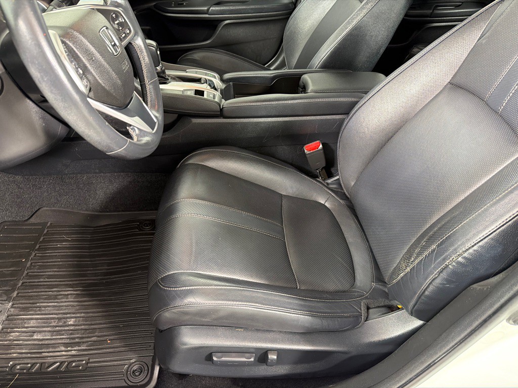 2017 Honda Civic Image 11