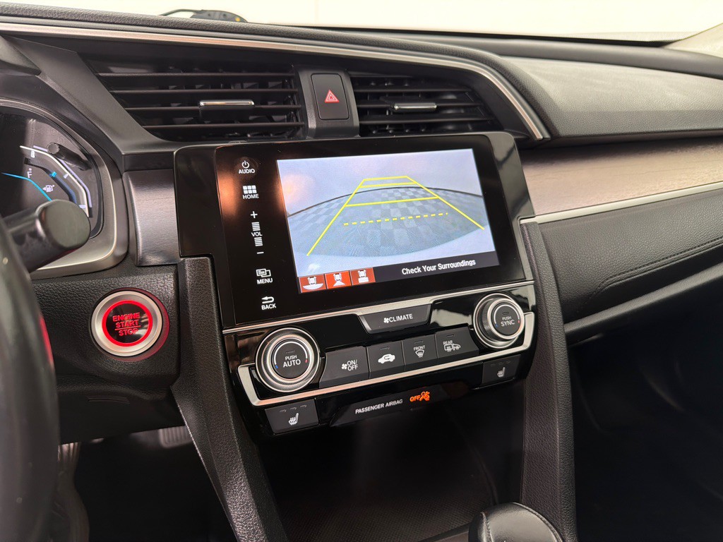2017 Honda Civic Image 15