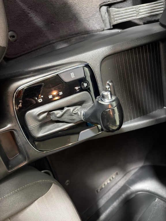 2018 Kia Forte Image 15
