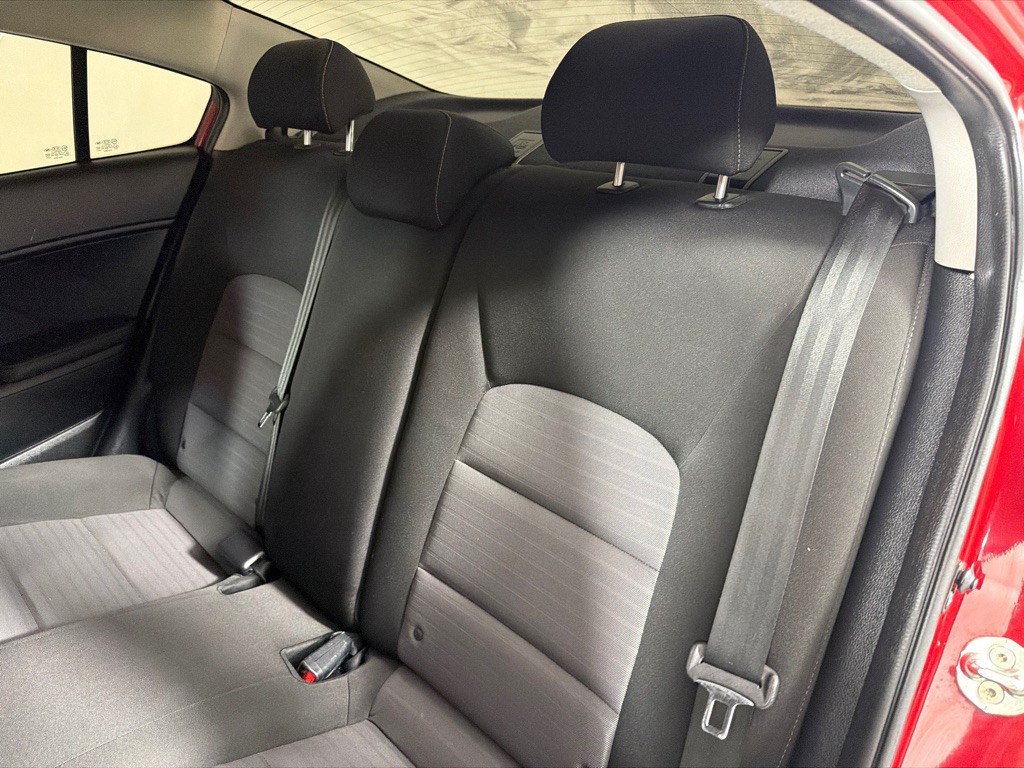 2018 Kia Forte Image 17