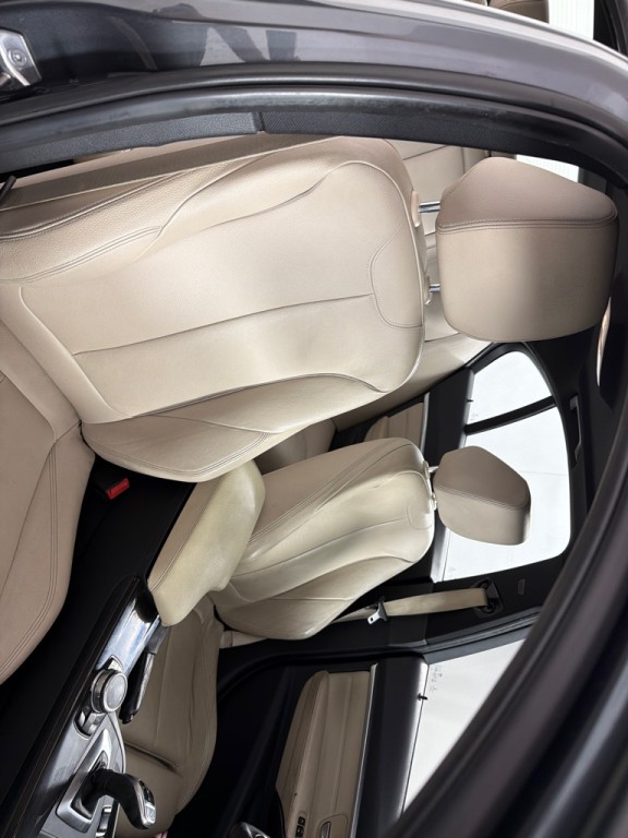 2016 BMW 3 Series Image 22