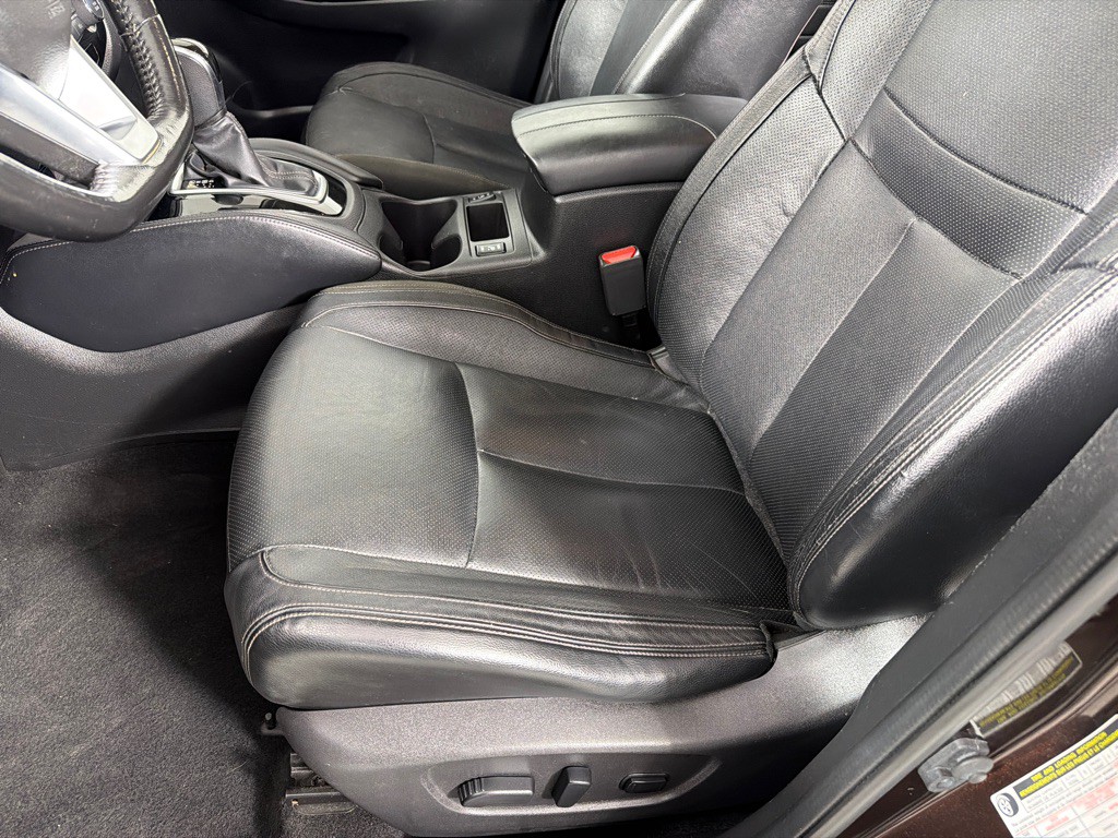 2017 Nissan Rogue Image 9