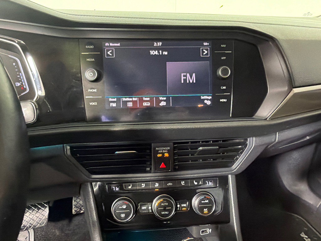 2019 Volkswagen Jetta Image 18