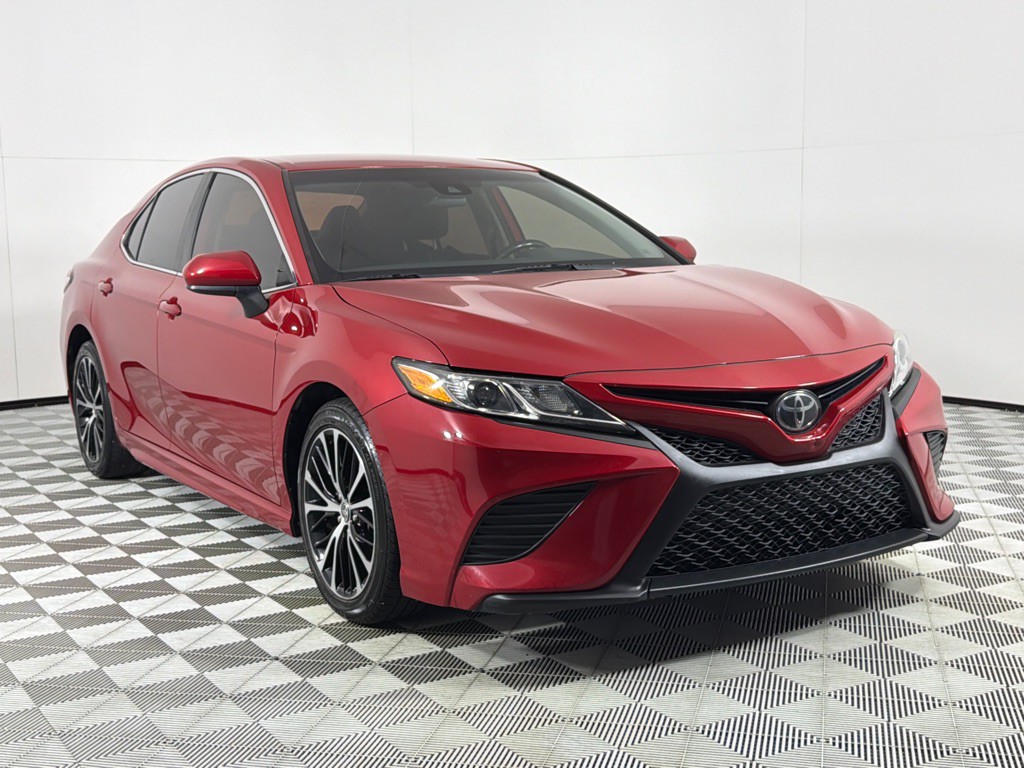 2020 Toyota Camry Image 3
