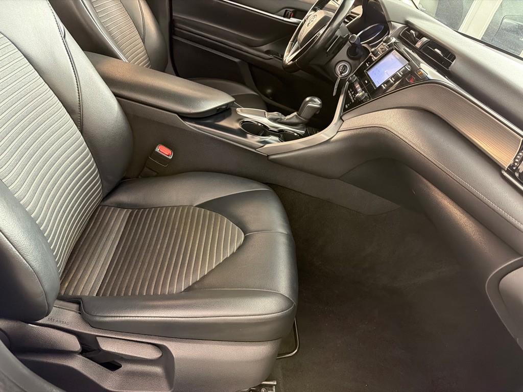 2020 Toyota Camry Image 22