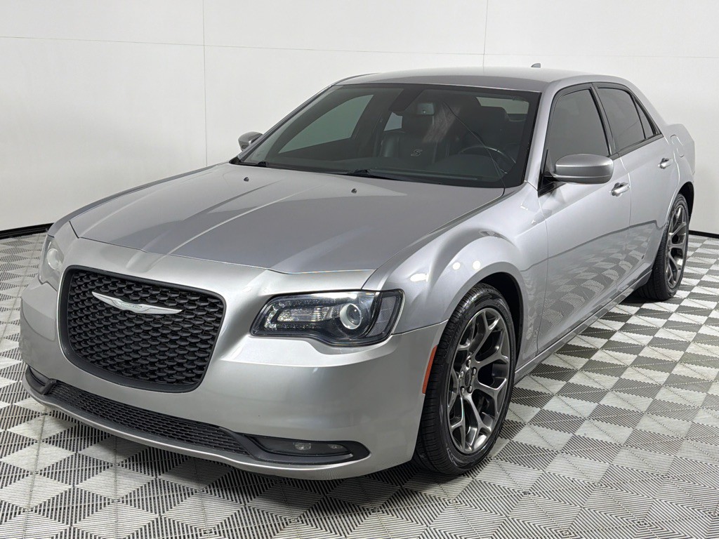 2018 Chrysler 300 Image 10