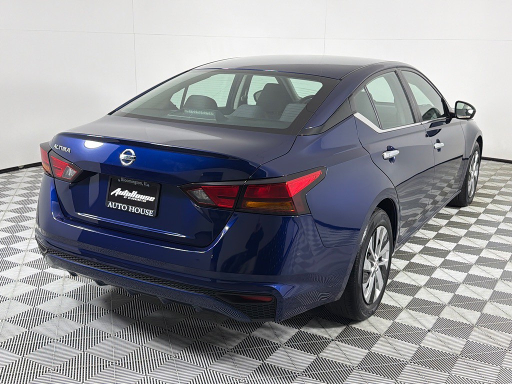2022 Nissan Altima Image 5