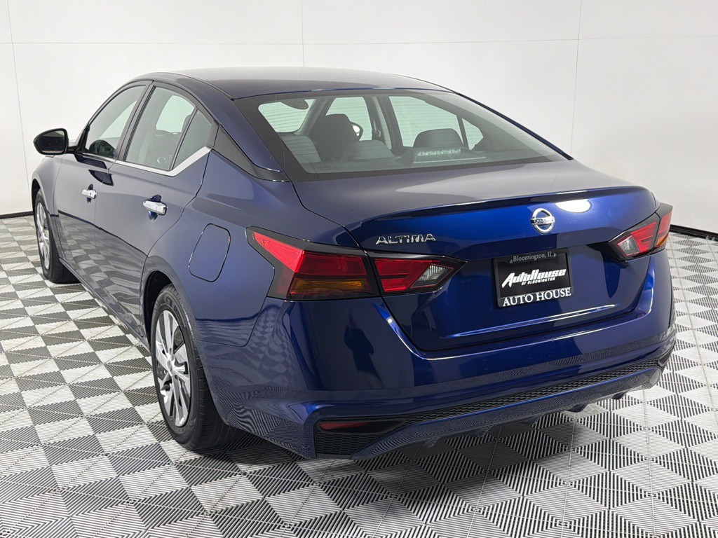 2022 Nissan Altima Image 7