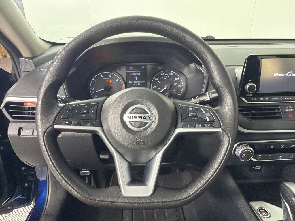 2022 Nissan Altima Image 14