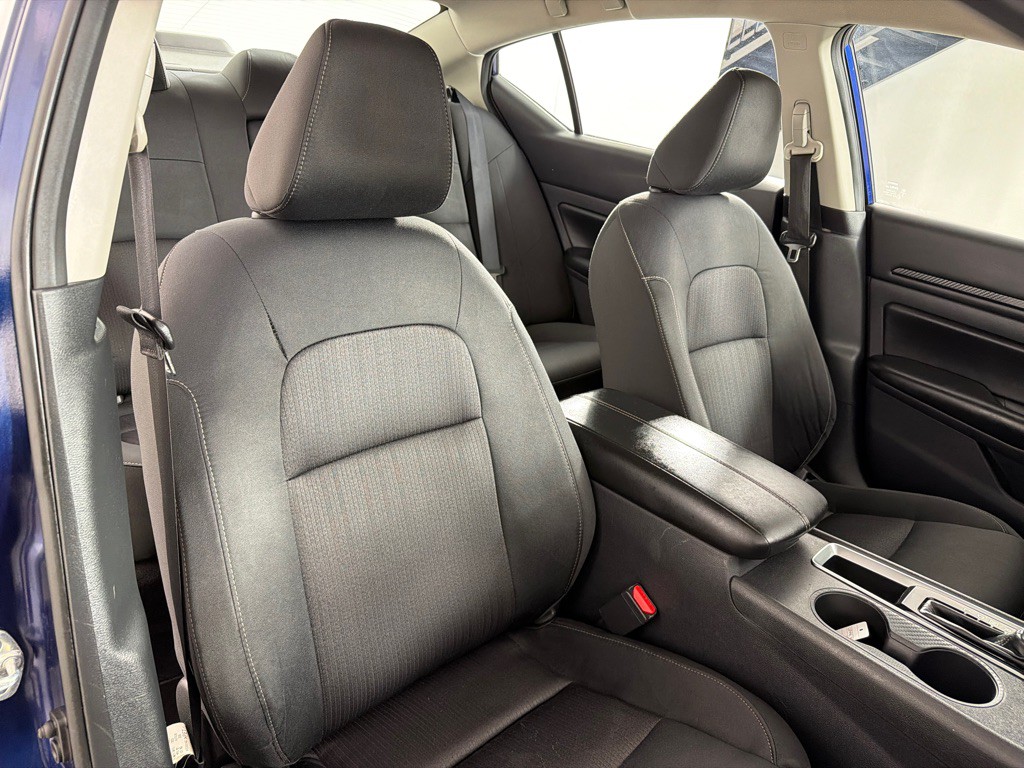 2022 Nissan Altima Image 23