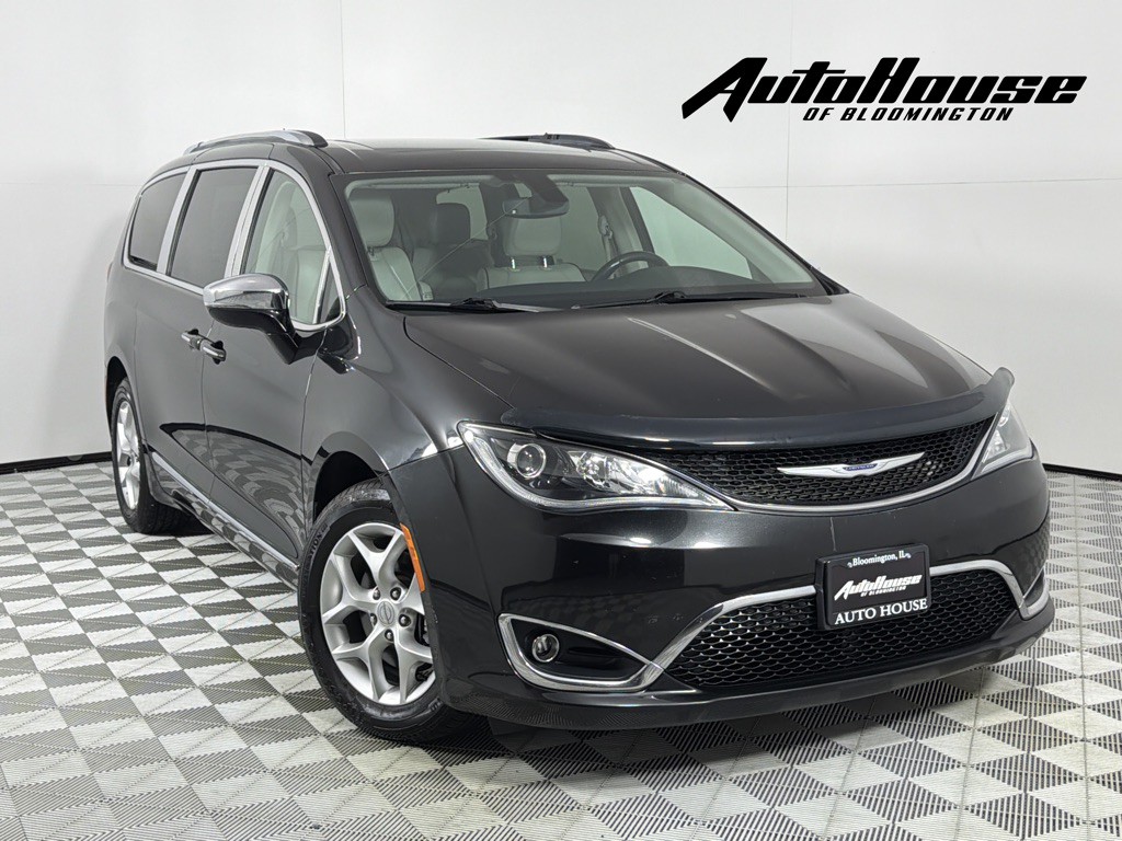 2020 Chrysler Pacifica Image 1