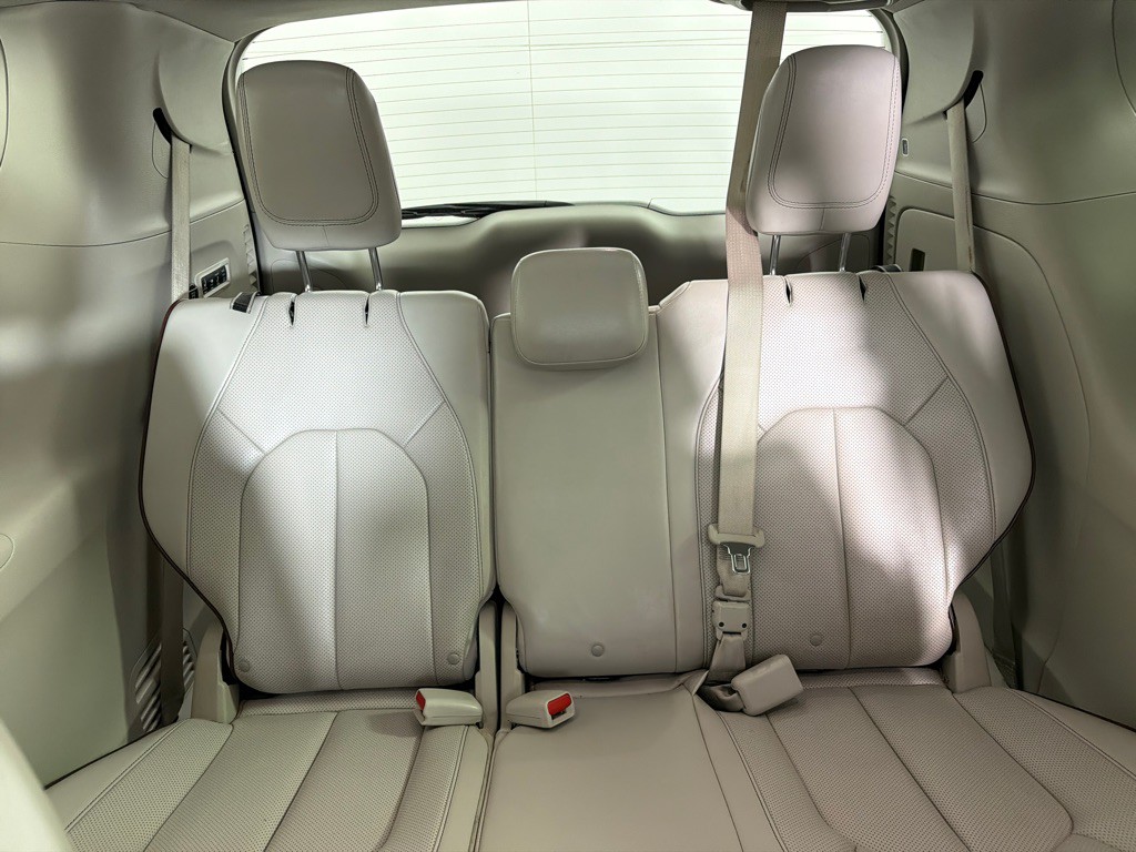 2020 Chrysler Pacifica Image 23