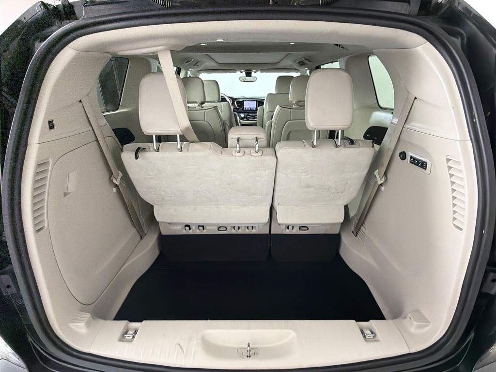 2020 Chrysler Pacifica Image 24