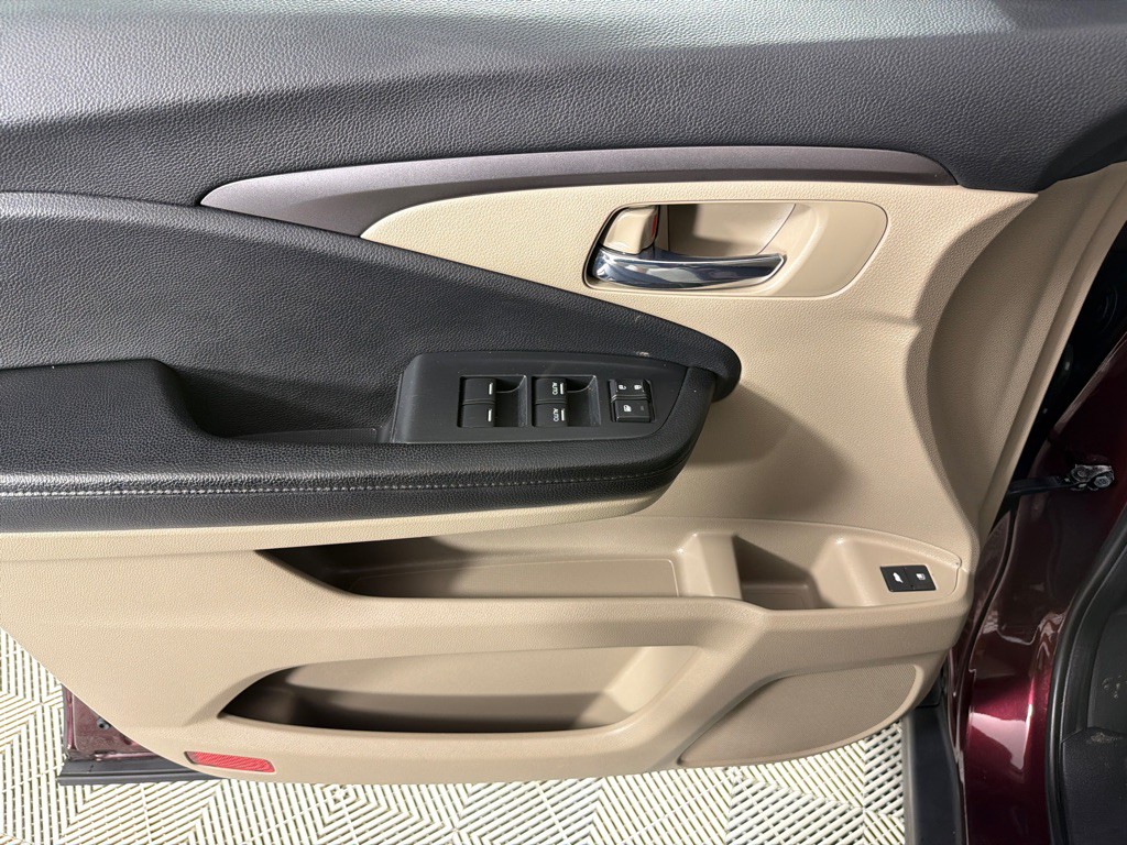 2016 Honda Pilot Image 9